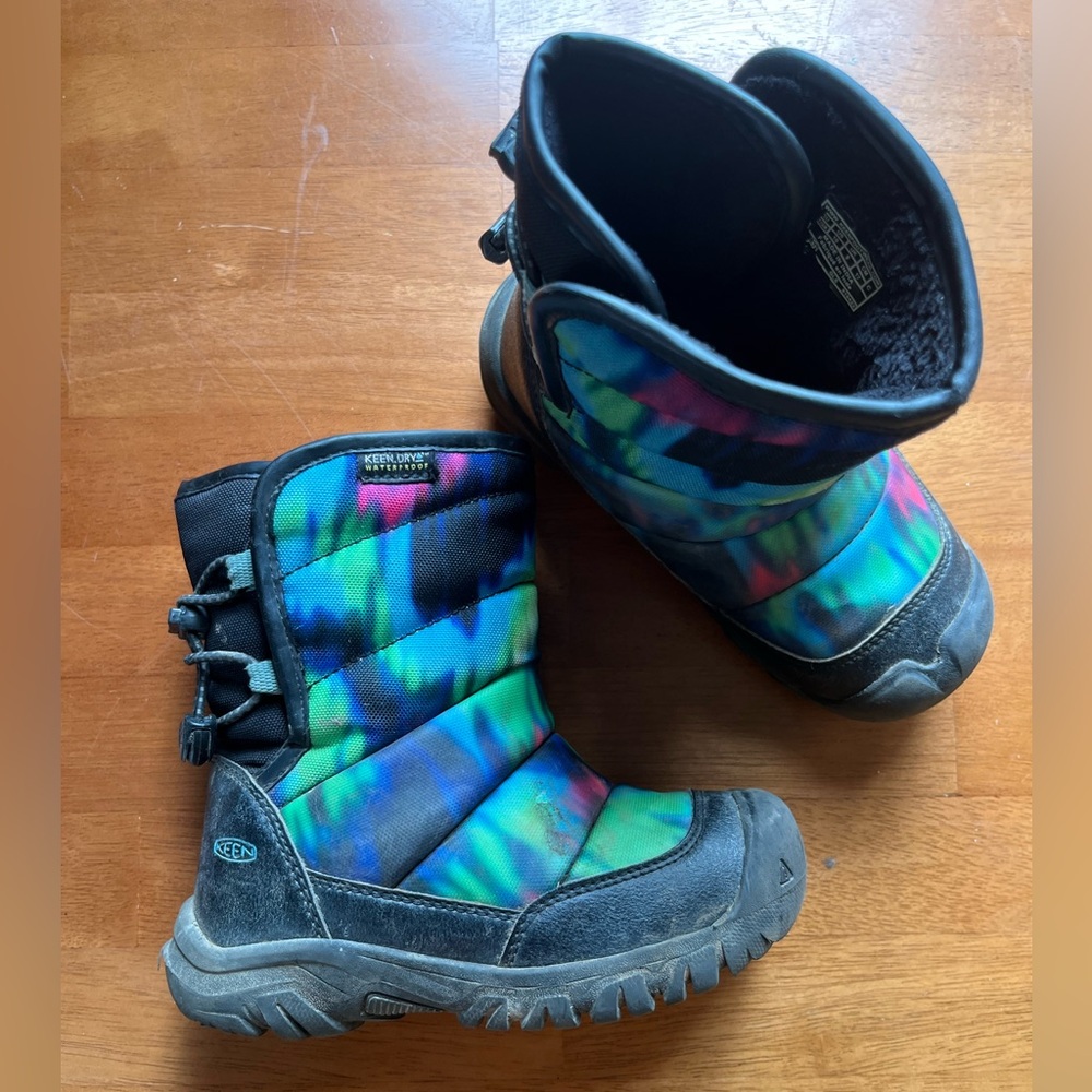 Keen waterproof winter boots